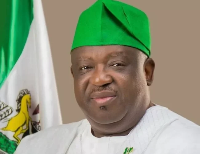 BREAKING! Jos Security Situation Degenerates As UNIJOS Students’ Evacuation Scheduled For Today, Postponed To Thursday