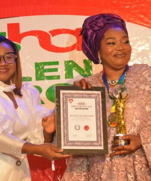 FCT Education Resource Centre Director, Dr Neemat Abdulrahim, Honoured With Silent Hero in Education Award