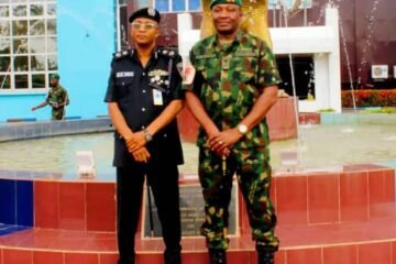 PHOTO: Peace Must Reign In South-East; Enugu Police Commissioner, Mamman Giwa, Meets With GOC, 82 Div., Nigeria Army, Enugu, Maj. Gen. Thomas Olatoye.