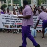 VDM, Pupils In Public Drama In Wike’s Residence