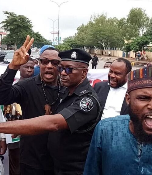 Against Odds, Sowore Leads Retired Police Officers To Protest Poor Welfare
