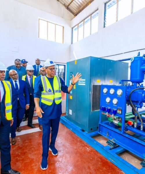 PHOTO: Nigergas Returns, After Over 30 Years!