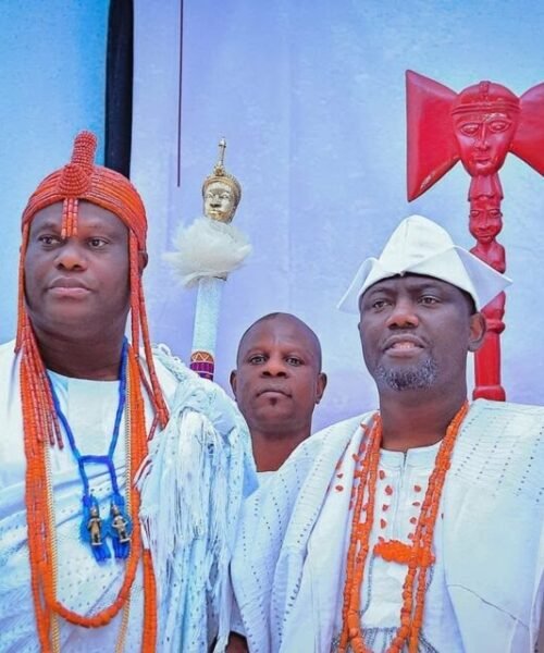 Alaafin/Ooni Feud: Yoruba Traditional Icon, Oore of Moba, Backs Ooni