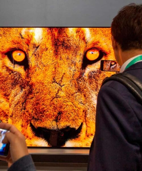 Ultra-HD TVs Not Noticeably Better For Typical Viewer -Scientists
