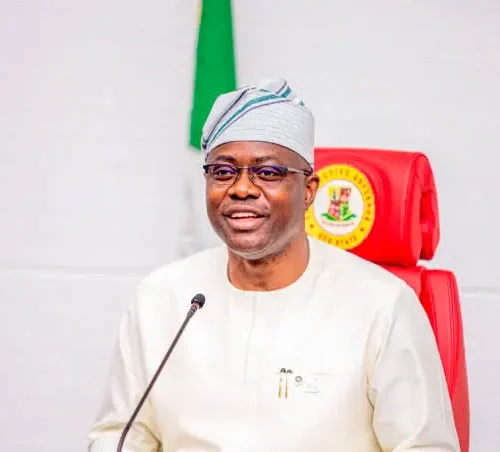 Oyo Cracks Down On Walkways Trading, South-West APC Weighs In On Insecurity