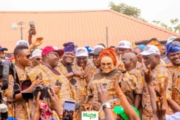 2027: Oyo PDP Members, Others Collapse Into APC For Tinubu -Folarin, Ajimobi, Adelabu, Ali