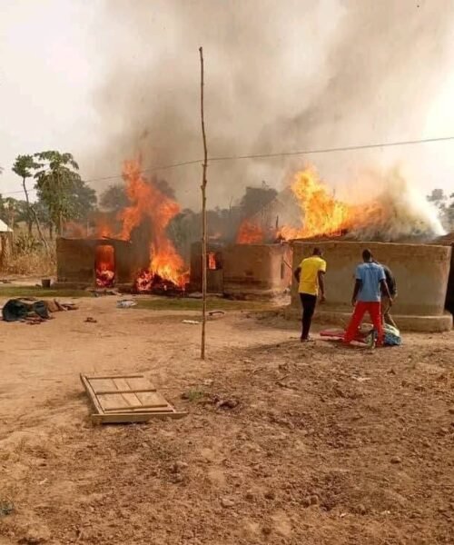Tears In SGF Akume’s Benue Community As Mysterious Fire Guts Homes, Renders Hundreds Homeless