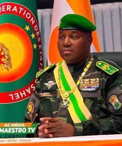 UPDATE! Heavy Security Presence At Niamey Airport After Explosions, Amid Earlier Warnings Of Possible Jihadist Attack