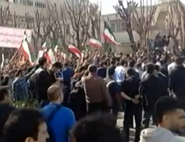 JUST IN! Fresh Protests Rock Iran, As Trump Targets Assassination Of Khameini’s Son, Top Mullahs