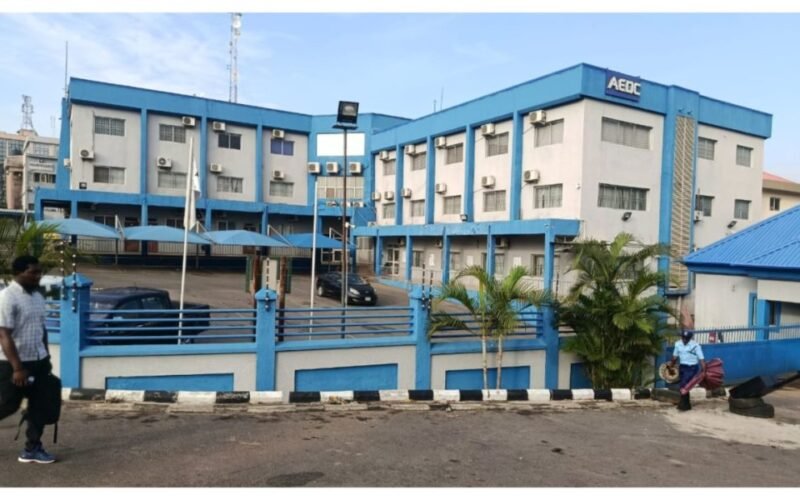 Darkness Looms In Abuja As NLC Shuts Down AEDC Hqtrs Over ‘Deceitful’ Sack Of 900 Workers