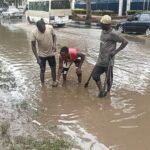 Abuja Residents Applaud As FCTA Launches Drainage Desilting To Prevent Flooding