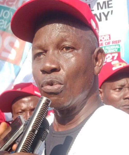 Former Oluyole LG Chairman, Olaosebikan, Reaffirms Commitment To Tinubu’s Re-election, Donates Secretariat To APC, Runs For House Of Reps