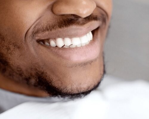 Natural Ways To Whiten Your Teeth At Home