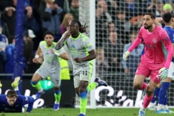 Arsenal Edge Closer To EPL Title As Frantic Man City Draw 3-3 With Everton