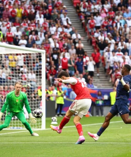 Brave Arsenal Fail In Penalties As PSG Retain Champions League