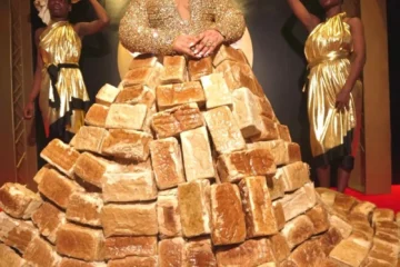 Dress Made From 500 Loaves Stuns African Film Awards In Lagos
