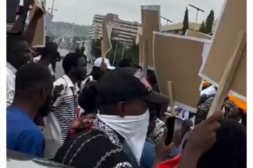 Schoolchildren Abductions: Protest Rocks Abuja As Sowore Leads Nigerians To Seek Action From Leaders