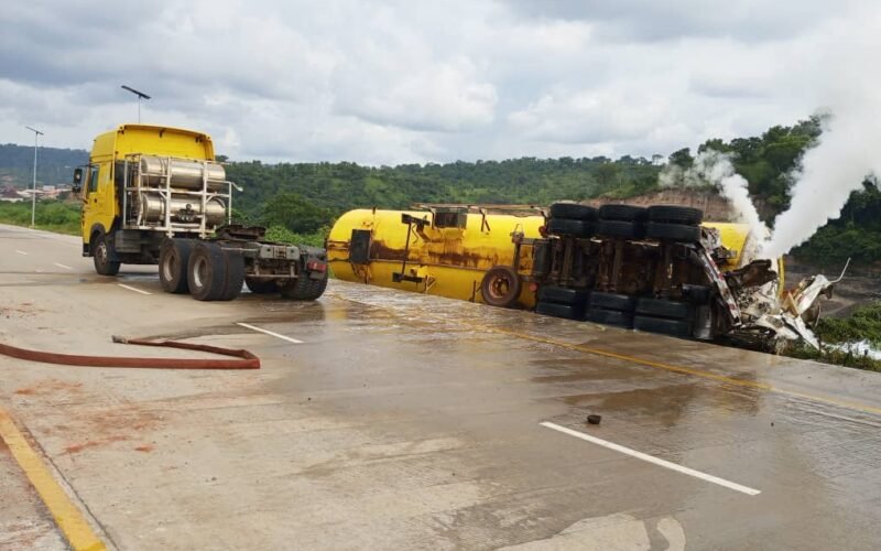 Accident On Enugu-Onitsha Expressway Claims One Life – FRSC