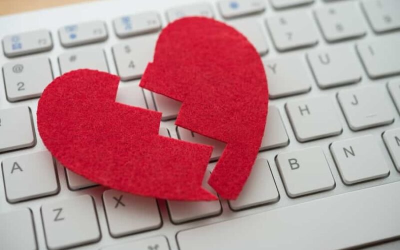 Witness Tells Court How Alleged Romance Scammer Defrauded Woman of $41,000