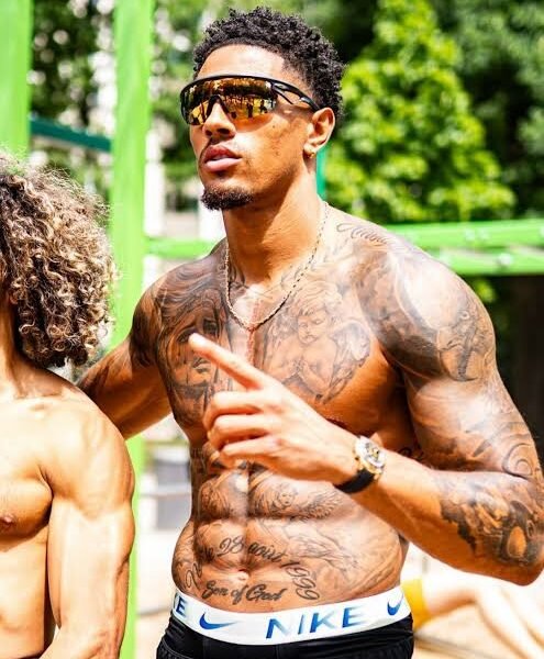 Nigerian Goalkeeper Maduka Okoye Breaks Internet For Being Astonishingly Handsome -New York Post