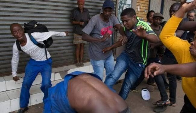 Nigerian Migrants From South Africa Face Same, Or Worse, Economic Issues They Left Behind