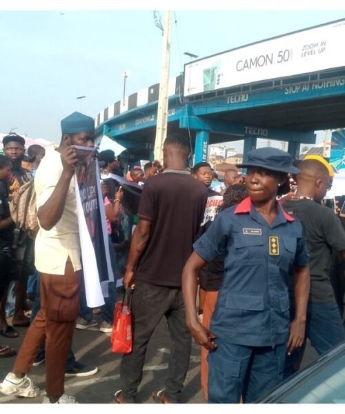 School Kidnappings: Tension Grips Ibadan As Civil Society Organizations Storm Streets In Protest, Teachers Down Tools