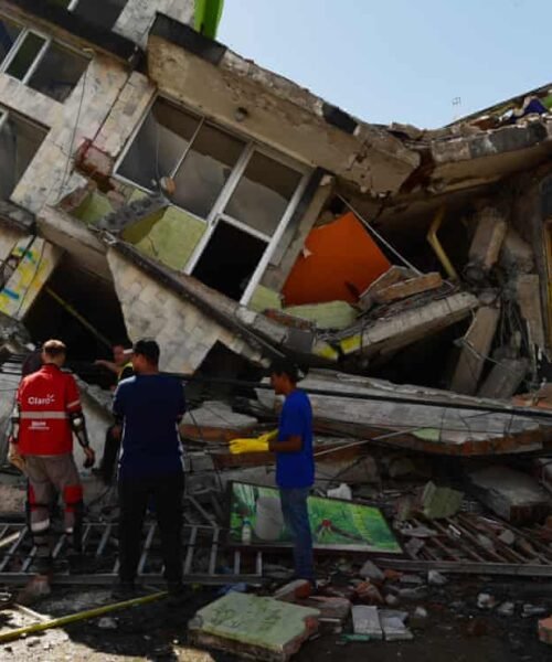 At Least 100 Perish In Colombia Earthquake, Shakira, About-A-Week-In-Office President Mourn