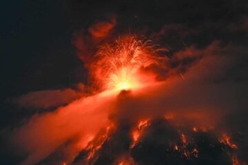 Residents Flee As Guatemalan Volcano Which Killed Hundreds Few Years Ago Erupts Afresh